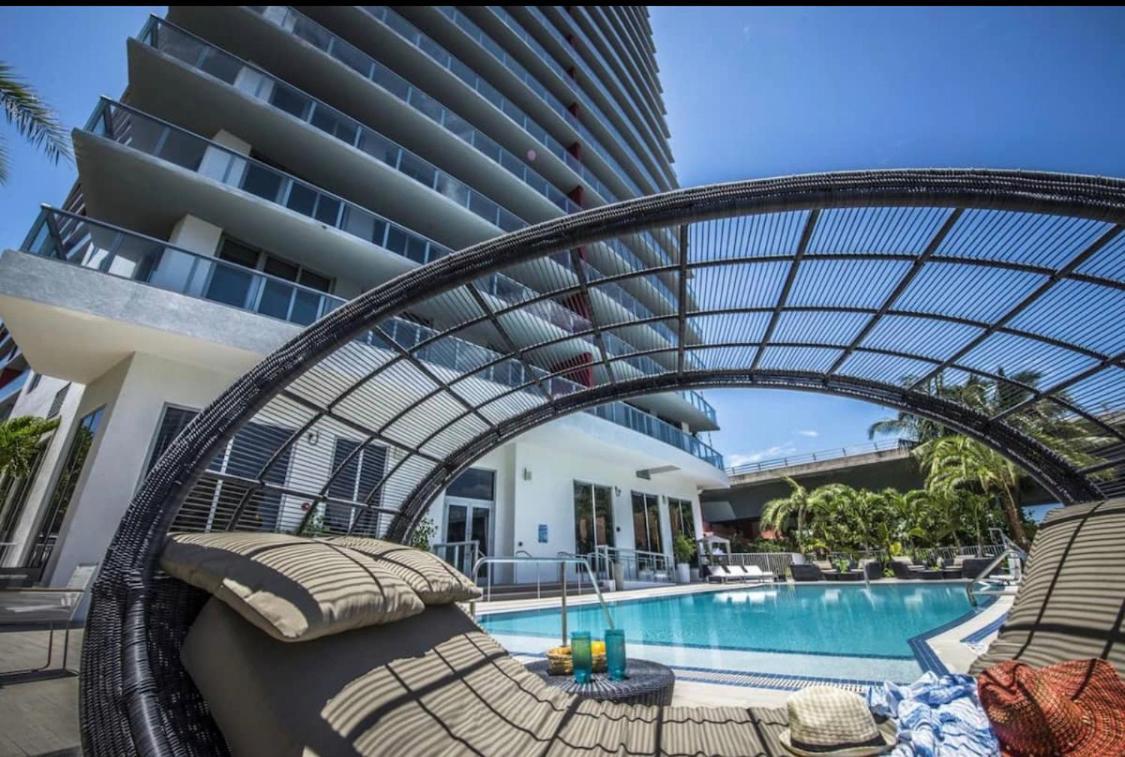 Studio In Hallandale 2 Beds Hallandale Beach Extérieur photo