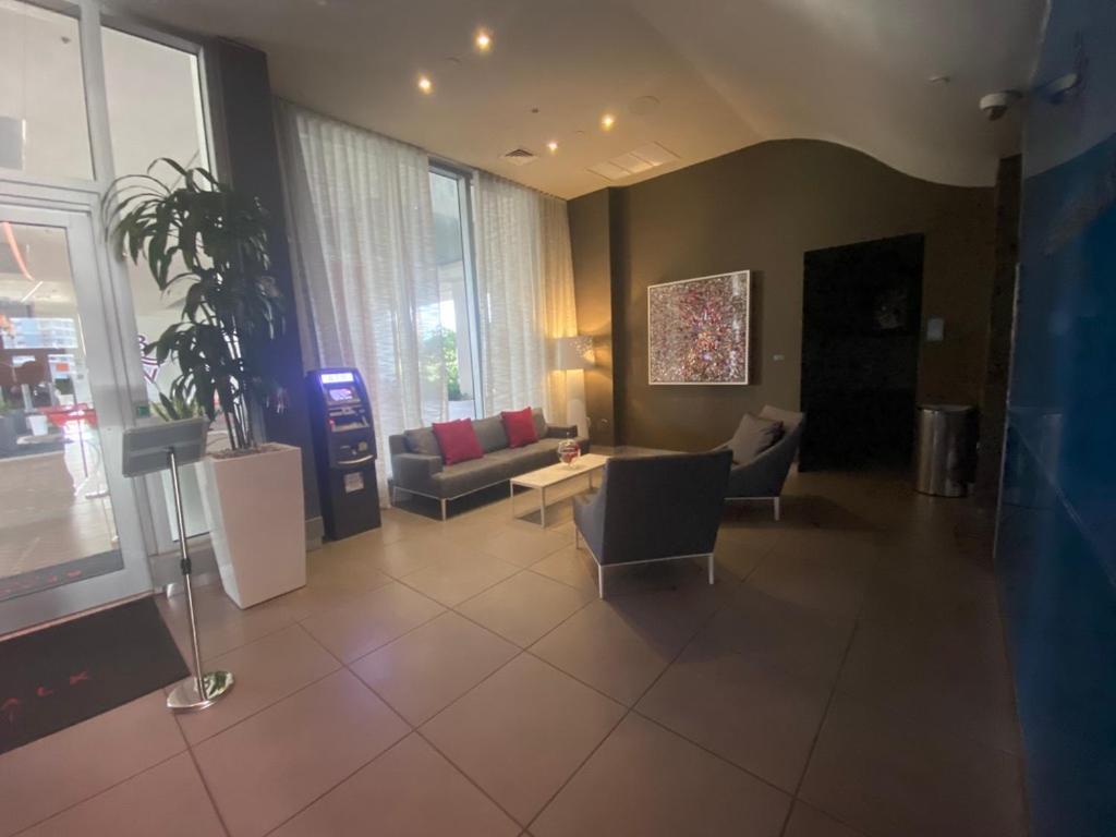 Studio In Hallandale 2 Beds Hallandale Beach Extérieur photo